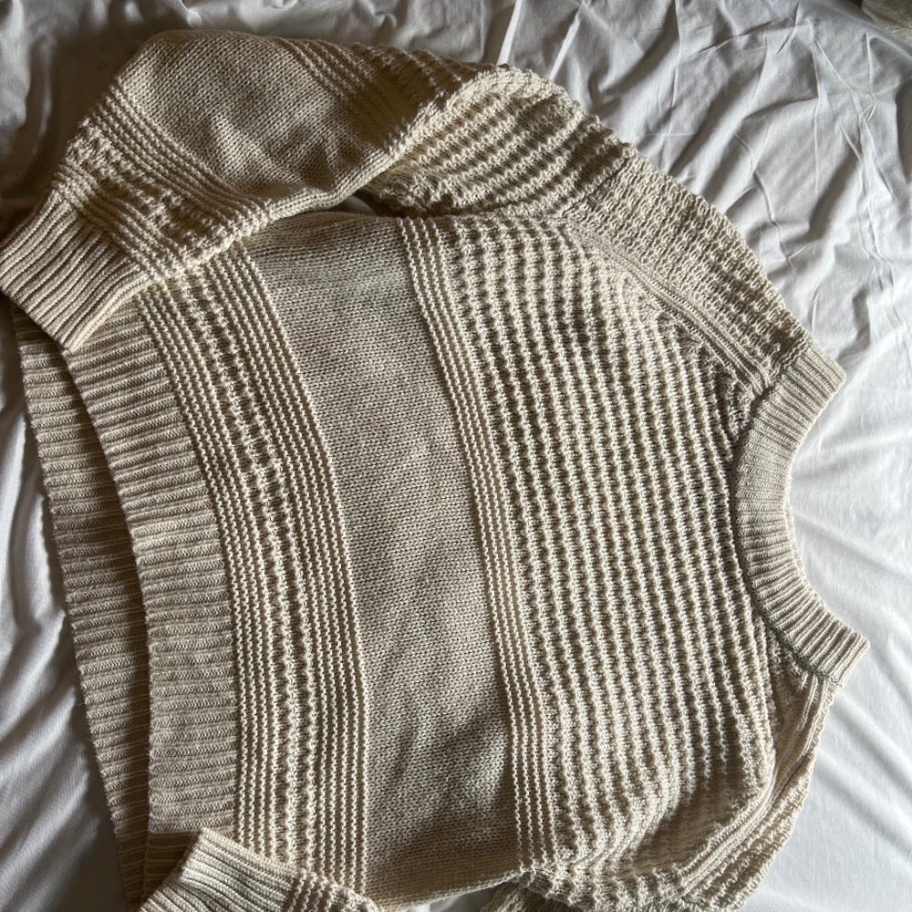Universal Threads Chunky Knit Sweater